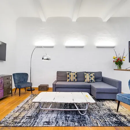 Appartement The Melchior, Luxury Industry Loft In Mitte, Group & Family Friendly, 2 Bath Rooms, Big Dining Table, Ideal For 4 - 6 Guests Berlin
