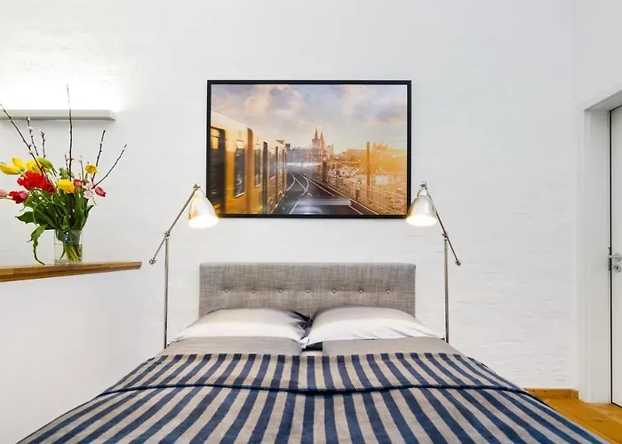 公寓 The Melchior, Luxury Industry Loft In Mitte, Group & Family Friendly, 2 Bath Rooms, Big Dining Table, Ideal For 4 - 6 Guests